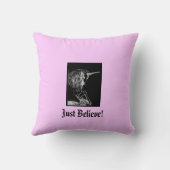 ちょうどユニコーンを信じて下さい クッション (裏面)