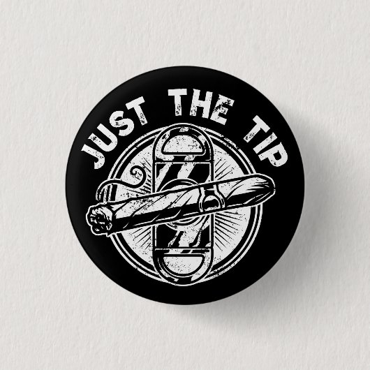 ちょうど先端シガースモーカーのギフトのシガーおもしろい喫煙 缶バッジ (正面)