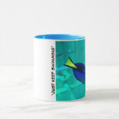 ちょうど水泳を保って下さい マグカップ (中央)