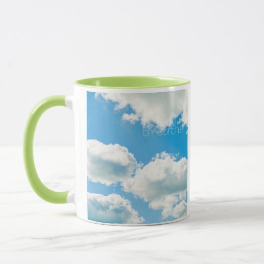 ちょうど.....リラックスします雲のマグで呼吸して下さい マグカップ (左)
