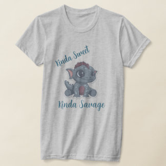 ちょっとかわいいちょっとワイルドなドラゴンのTシャツ Tシャツ