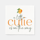 ちょっとしたかわいこちゃんがナプキンスの道を進んでいる スタンダードカクテルナプキン (正面)