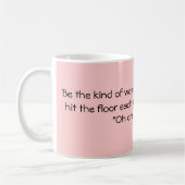 ちょっと女性が…あって下さい コーヒーマグカップ (左)