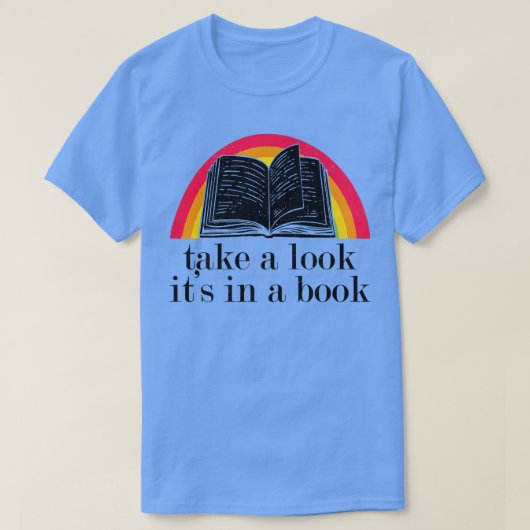 ちょっと見てみて 本に載ってるよ 笑える本だよ Tシャツ (デザイン正面)