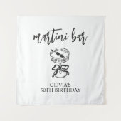 ちょっぴり年をとったマティーニの誕生日パーティーバーサイン タペストリー (正面)