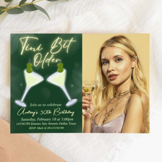 ちょっぴり年をとった - 写真付きのマティーニ 招待状