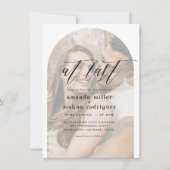 ついに 繊細なカリグラフィーとアーチ写真 ウェディング 招待状 (正面)