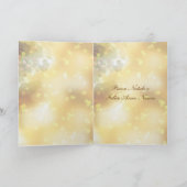 つまらないものおよびリボンが付いているイタリアンなクリスマスカード シーズンカード (内部)