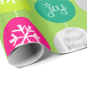 つまらないもの緑パターンクリスマスの家族写真 ラッピングペーパー (ロールコーナー)