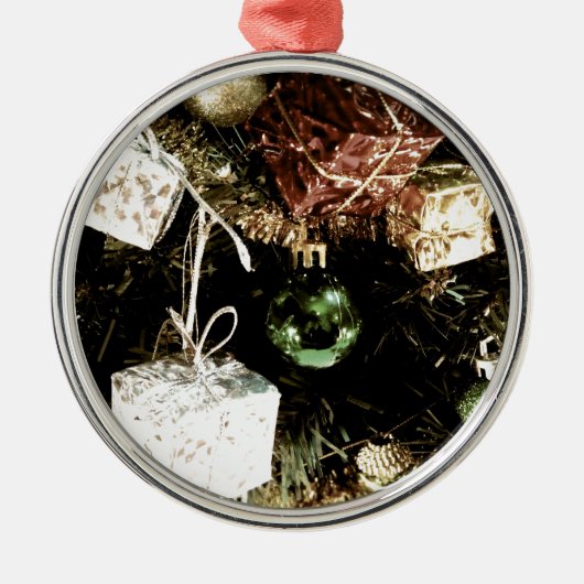 つまらないもの メタルオーナメント (正面)