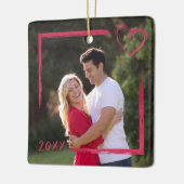 つや消し正方形の輪郭とハート写真年 セラミックオーナメント (左)