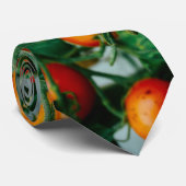 つる植物のトマトのタイ ネクタイ (ロール)