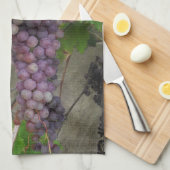 つる植物の紫色のブドウ キッチンタオル (四つ折り)
