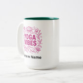 つる植物カスタムヨガビベスロータス ツートーンマグカップ (正面左)