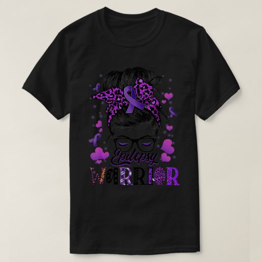 てんかん認識度女性眼鏡乱雑Bun Leopard Tシャツ (デザイン正面)