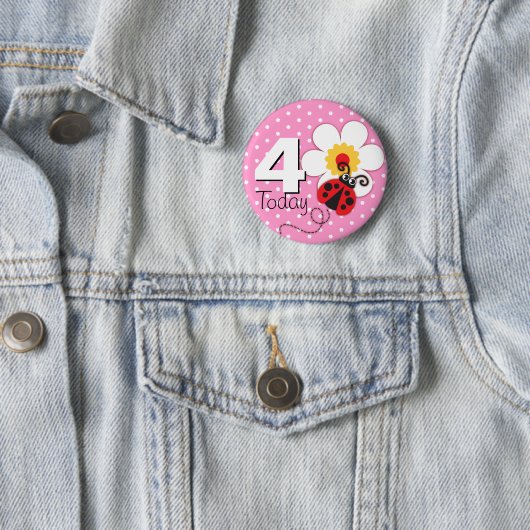 てんとう虫の女の子の誕生日4の今日ピンクボタン 缶バッジ (インサイチュ)