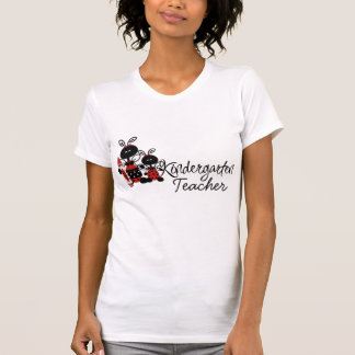 てんとう虫の幼稚園教師のTシャツ Tシャツ