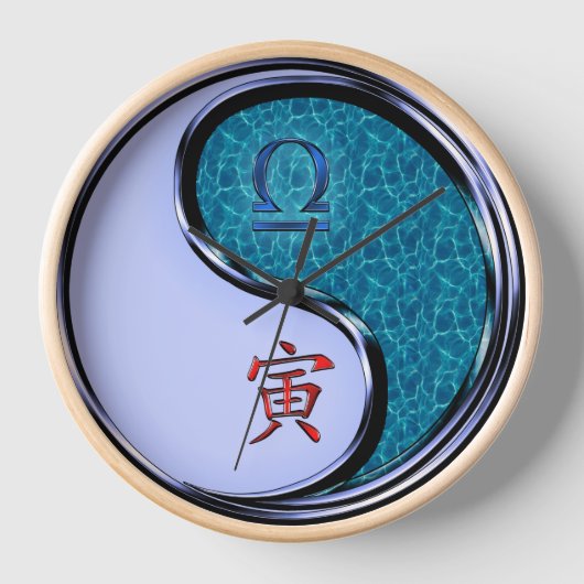 てんびん座と水の虎 壁時計 (正面)