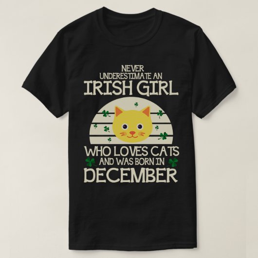 ~で猫が大好きなアイルランド人の少女を甘く見た生まれことは Tシャツ (デザイン正面)