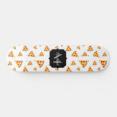 とおもしろいクールピザのスライスのパターンMonogram白 スケートボード (横)