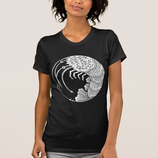 とげのあるロブスター円 Tシャツ (正面)