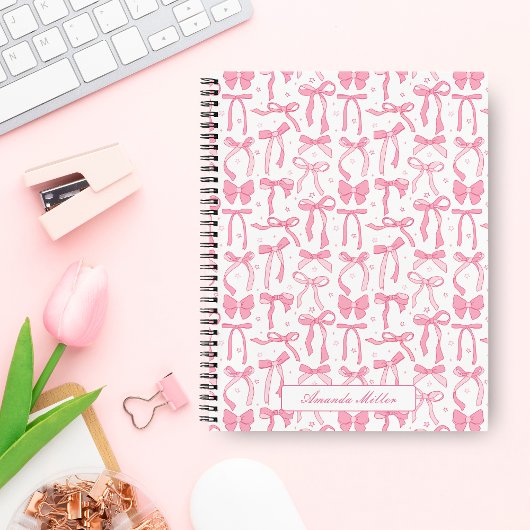 とってもかわいいピンクのクールなリボン デザイン 名前入り ノートブック