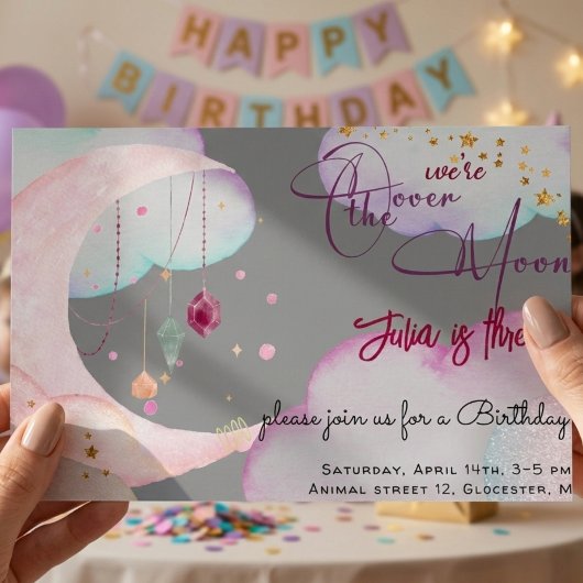 とってもキュートなパステルカラーの子供の誕生日デザイン 招待状