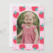 とってもスイートなストロベリー フォト 誕生日パーティー 招待状 (裏面)