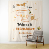 とってもスイート ツー キュート ハニー ハチ 2歳の誕生日 タペストリー (インサイチュ)