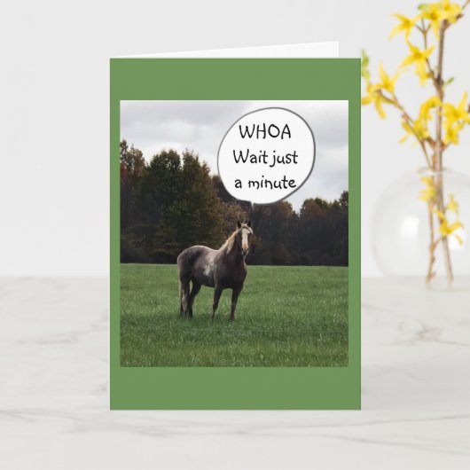 とっても賢い馬からのお誕生日おめでとう カード (黄色い花)