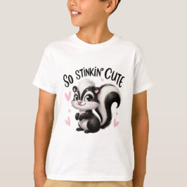 とてもかわいいスカンクのイラスト Tシャツ