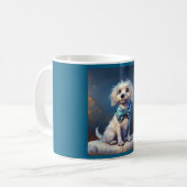 とてもかわいいブルーのネクタイをした子犬 コーヒーマグカップ (正面左)