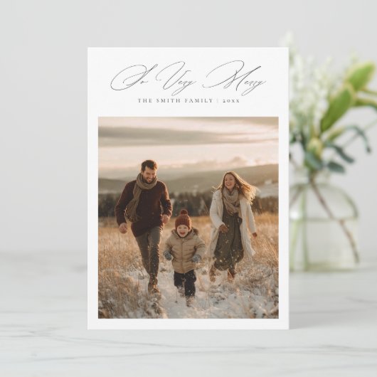 とても楽しい エレガントな手書きのクリスマスカード 雪の家族写真 シーズンカード (スタンド正面)