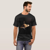 とても近いのにとても遠い Tシャツ (正面フル)