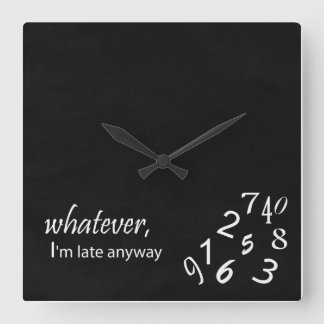 とにかく時計が遅れる スクエア壁時計
