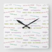 とにかく時計が遅れる スクエア壁時計 (正面)