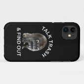 とんでもないアライグマとアライグマの服はゴミ箱を話す Case-Mate iPhoneケース (裏面(横))