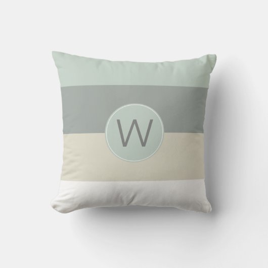 とカッコいいモノグラムでストライプの落ち着いたパターン クッション (正面)