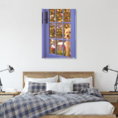 とガラスのドアを見ているゴールデンドードルパピー キャンバスプリント (インサイチュ (寝室))