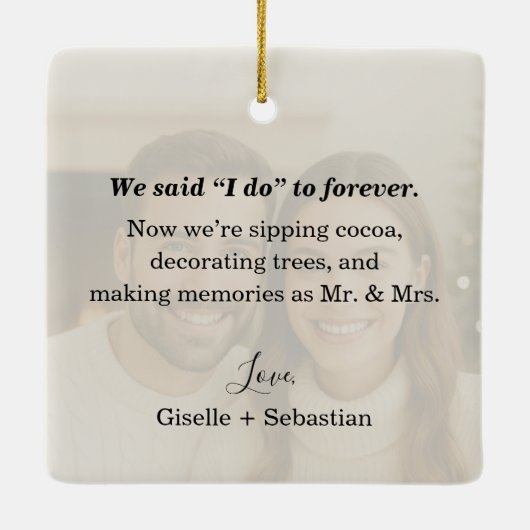 とメリー初めてのクリスマス結婚した写真Keepsake セラミックオーナメント (裏面)