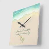 とリラックススマイルのビーチ正方形の壁時計 スクエア壁時計 (傾斜)