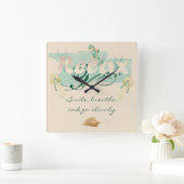 とリラックススマイルのビーチ正方形の壁時計 スクエア壁時計 (ホーム)