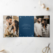 と結婚したBright Navy Script 4の写真 三つ折りクリスマスカード (内部)
