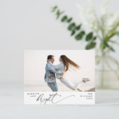 と結婚したBright, Script モダン Photo Holiday ポストカード (スタンド正面)