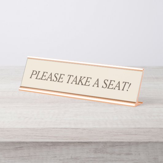 「どうぞお座り下さい!」と掃除をします。 デスクネームプレート (正面)