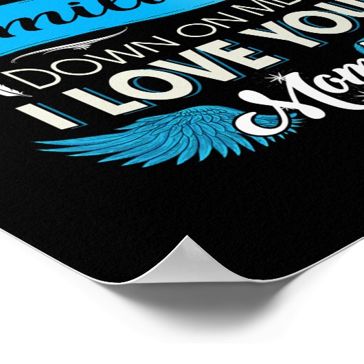 どこかで天国のお母さんが微笑んでいる私は母を愛している ポスター (角)