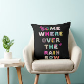 どこかに虹のクッションに クッション (椅子)