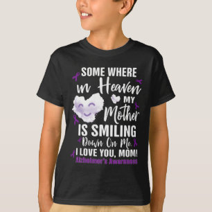 どこかの天国で私の母は笑っている Tシャツ