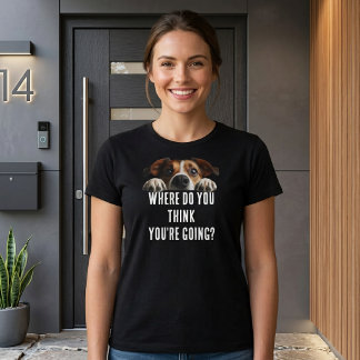 どこに行くの？面白い犬 Tシャツ