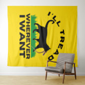 どこへ行っても足を踏む タペストリー (インサイチュ(横))